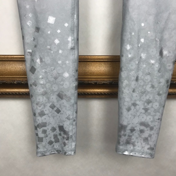 ALO YOGA | Silver gray metallic ombré pant, S - Picture 2 of 7